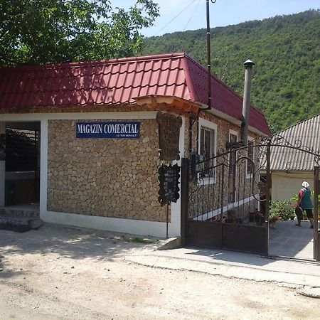 La Popas Otel Orhei Dış mekan fotoğraf