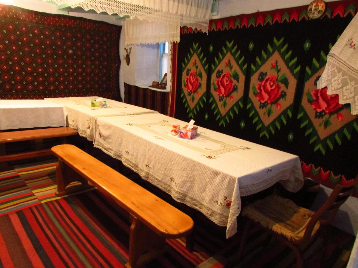 La Popas Otel Orhei Dış mekan fotoğraf